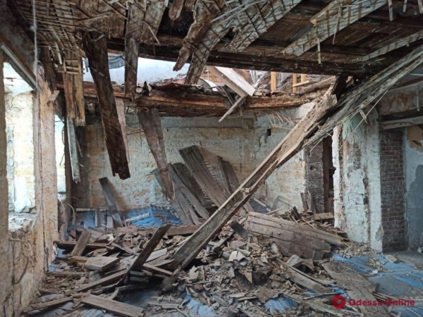 В доме Либмана обвалилась крыша