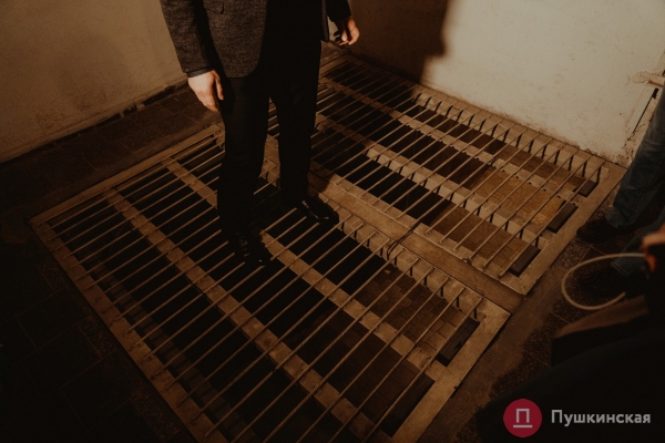 Айсберг искусства: огромный фоторепортаж о блеске и подземных «тайнах» одесского Оперного театра