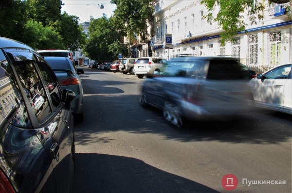 «Тепловые» раскопки в центре Одессы могут затронуть трафик на 4-х улицах и обойдутся почти в 27 миллионов