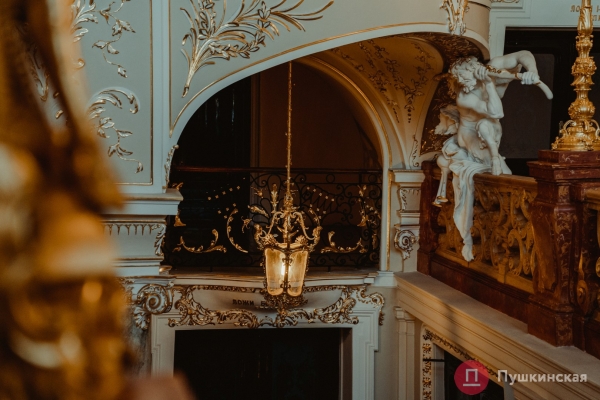 Айсберг искусства: огромный фоторепортаж о блеске и подземных «тайнах» одесского Оперного театра