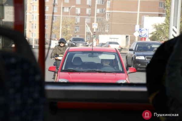Первый рейс и удивлённые лица: как в Одессе запустили новый электробусный маршрут. Фоторепортаж