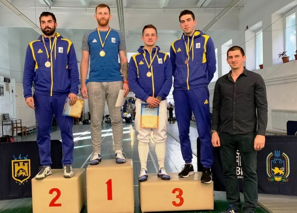 Фехтування. Одеські спортсмени завоювали бронзові медалі чемпіонату України