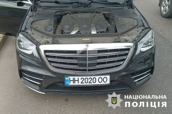 Имитировали ДТП и обманывали автомобилистов: в Одессе разоблачили мошенников
