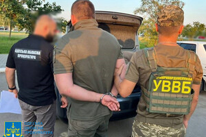 Начальник и инспектор отдела погранслужбы в Одесской области брали взятки при осмотре суден