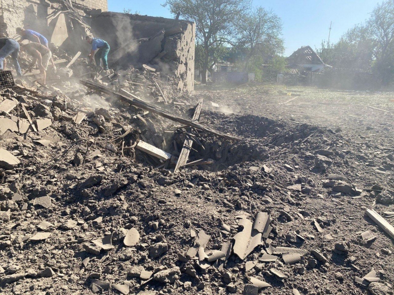 Росіяни завдали потужного удару по селу на Херсонщині: є загиблі та поранені (фото)