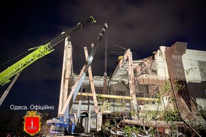 В Одессе возобновили работу котельной, на которой обвалилась 100-метровая труба 