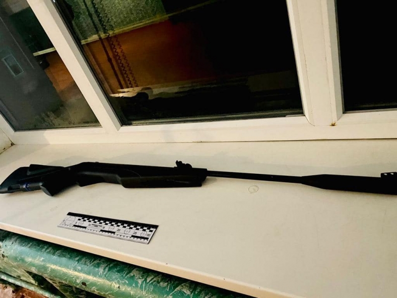 Вбивство школяра на Прикарпатті: поліція затримала вчителя, на уроці якого сталася трагедія (фото)