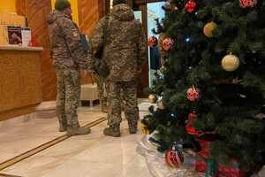 В Одессе ТЦК устроили облавы по спортзалам и вручают повестки мужчинам