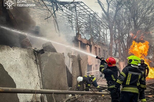 Из-за удара баллистикой по Одессе погибли 14 человек, 46 пострадали: 16 марта объявили Днем траура