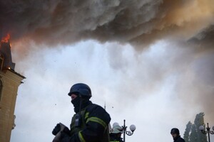 Оккупанты ударили баллистикой по Одессе: пострадали 29 человек, четверо погибли (обновляется)