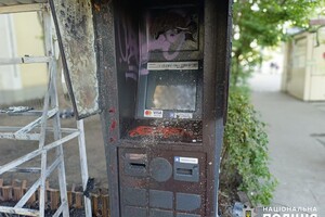 В Одессе пьяный мужчина поссорился с приятелем и поджег чужой киоск