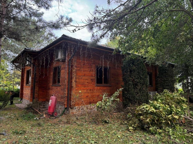 Рибальський будинок Василя Ломаченка пошкодив російський дрон (фото)