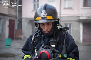 В центре Одессы вспыхнул пожар в квартире: подробности