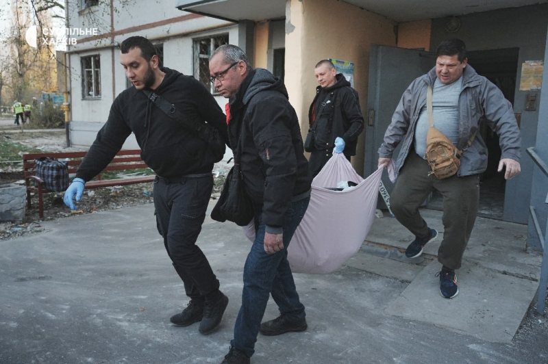 Росіяни вдарили по Харкові балістикою з касетними набоями: багато постраждалих, є жертви (фото, відео)