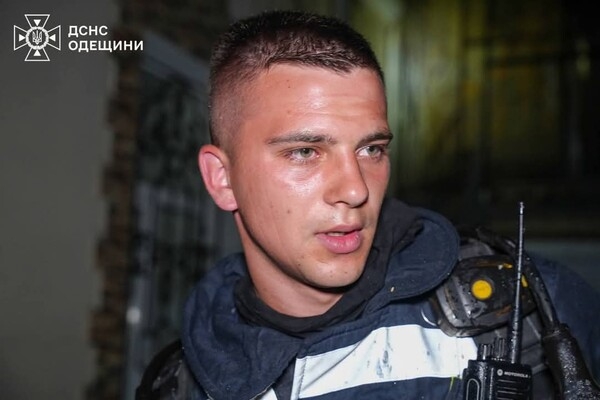 В Приморском районе Одессы горела квартира: пострадал мужчина