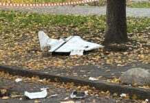 Обломки БпЛА посреди улиц: последствия дневной атаки на Одессу и Одесчину