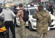 Нападение на работников ТЦК в Одессе: есть травмированные среди военных